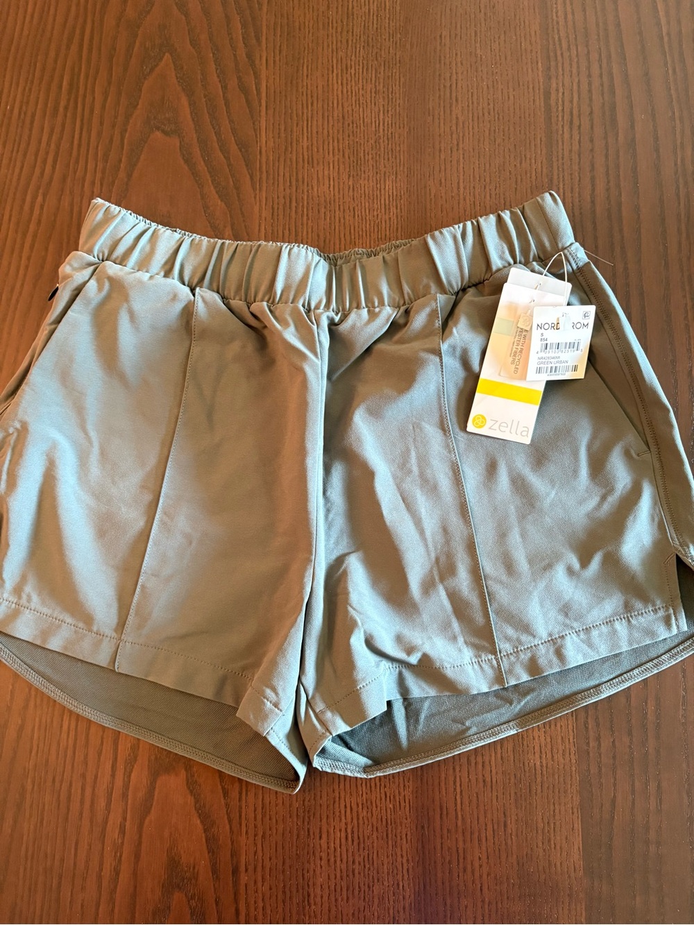 NWT Zella Olive Green Athletic Shorts with Elastic Waist